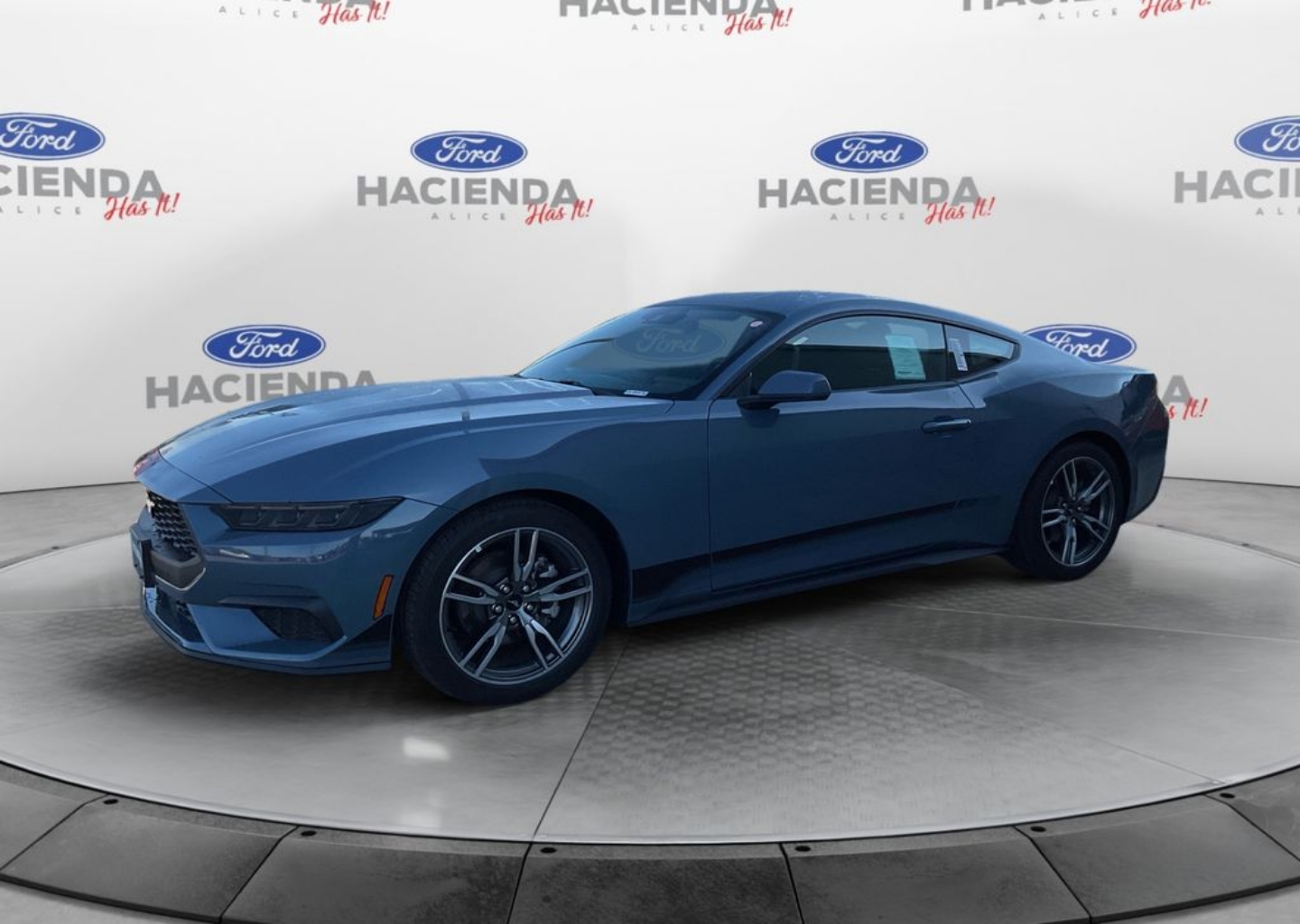 2025 Ford Mustang EcoBoost's photo