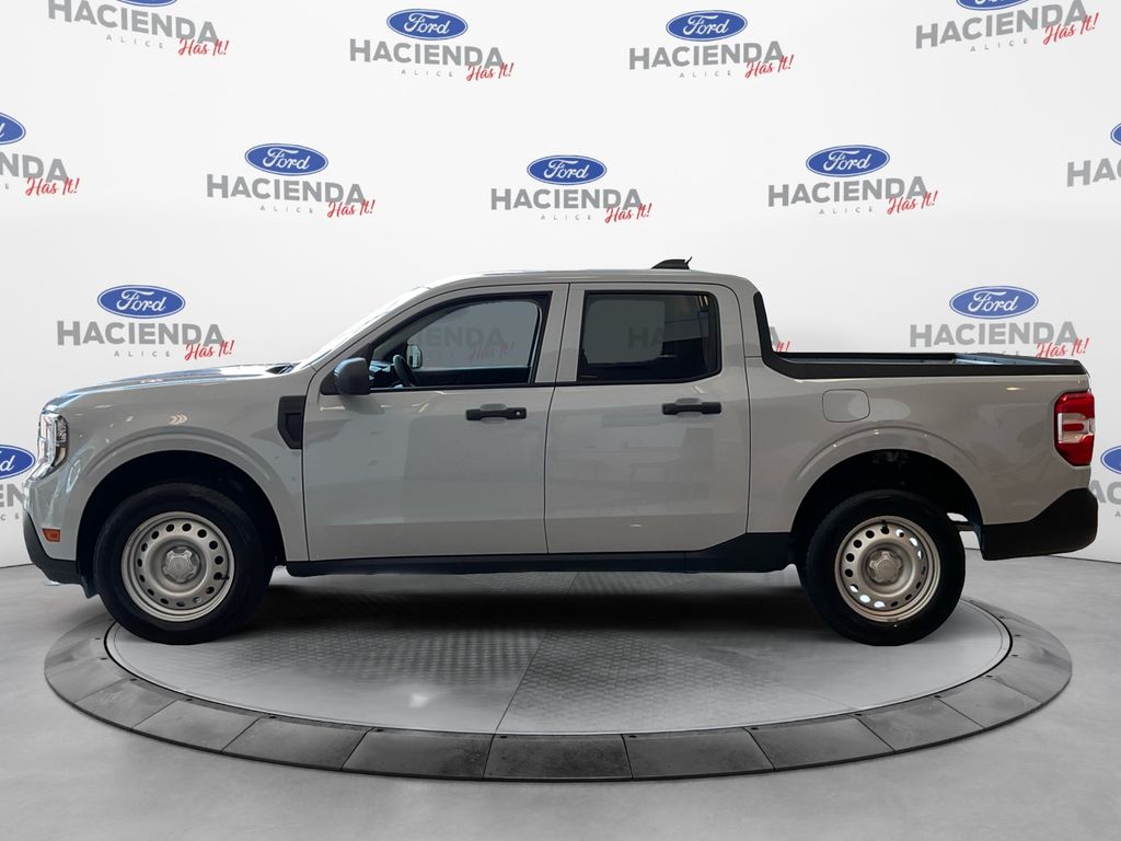 2025 Ford Maverick XL photo 2