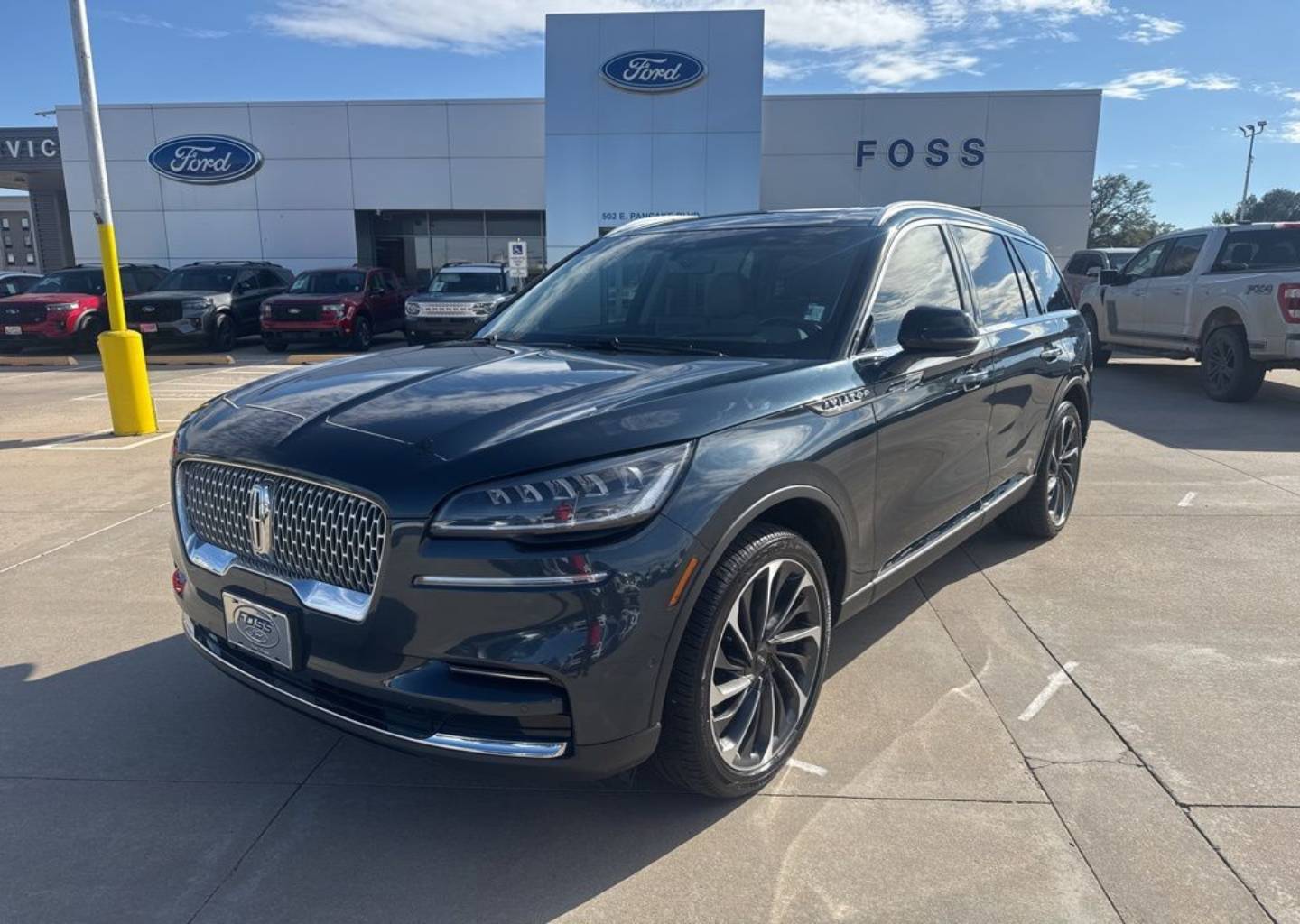 2022 Lincoln Aviator Reserve's photo