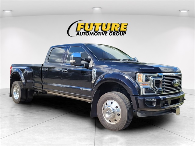2022 Ford F-450SD Platinum