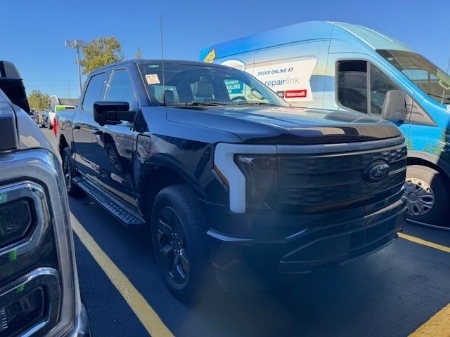 2023 Ford F-150 Lightning LARIAT