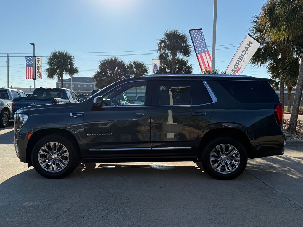 2021 Gmc Yukon Denali photo 2