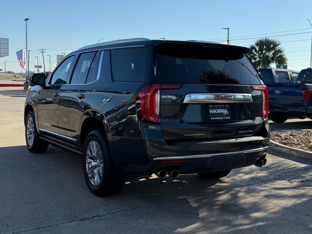 2021 Gmc Yukon Denali photo 3