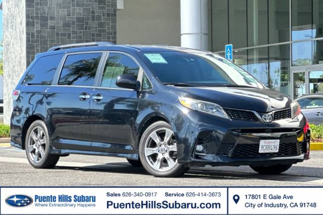 2019 Toyota Sienna SE
