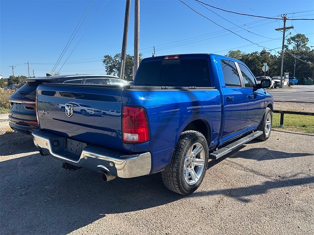 2019 Ram 1500 Classic Lone Star photo 2