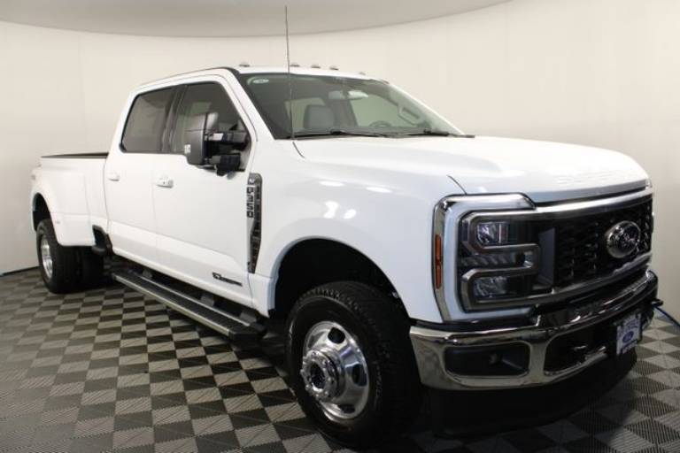 2026 Ford Super Duty F-350 DRW XLT