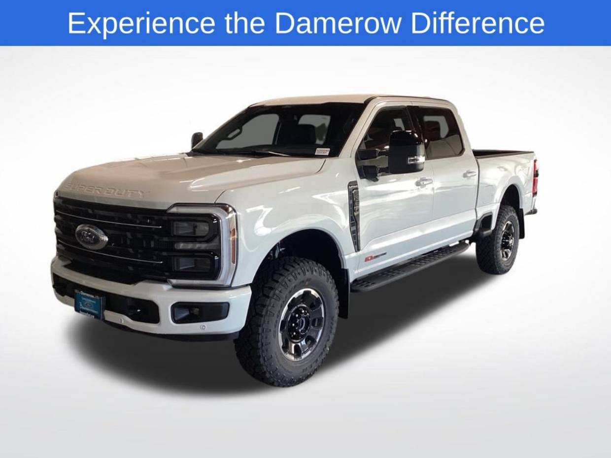 2026 Ford F-350 Super Duty Platinum's photo