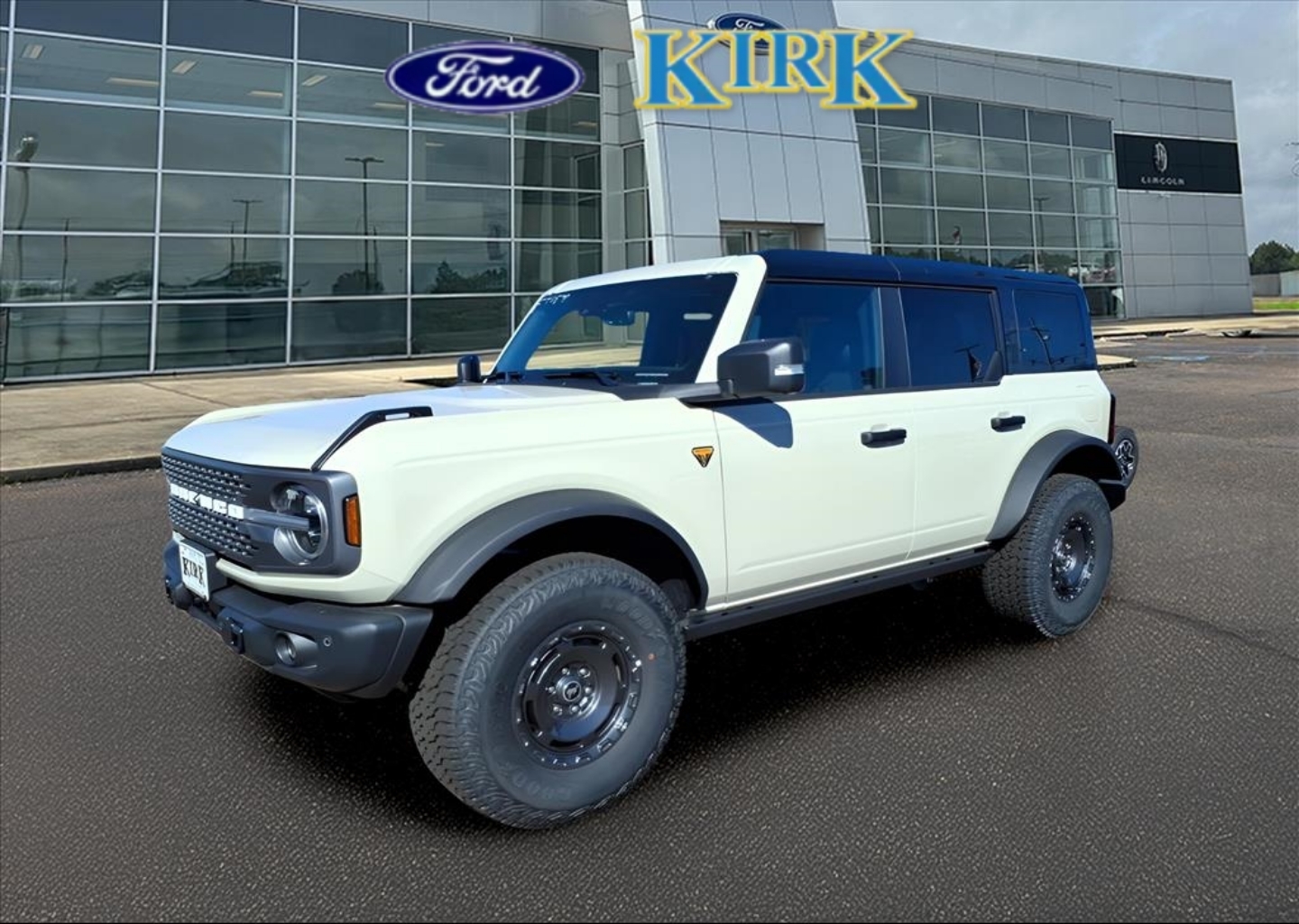 2025 Ford Bronco 4-Door Badlands's photo