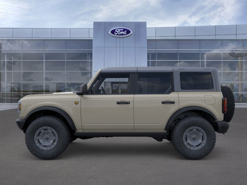 2025 Ford Bronco Badlands photo 3