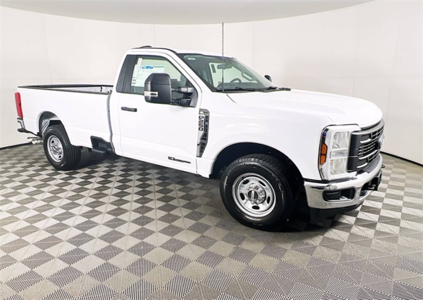 2026 Ford F-250 Super Duty XL's photo