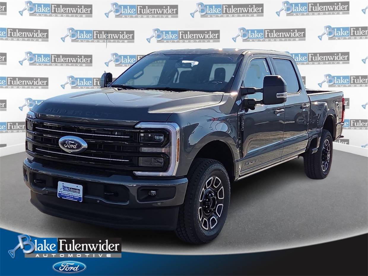 2026 Ford F-250 Super Duty Platinum's photo