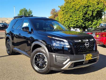 2025 Nissan Pathfinder Rock Creek