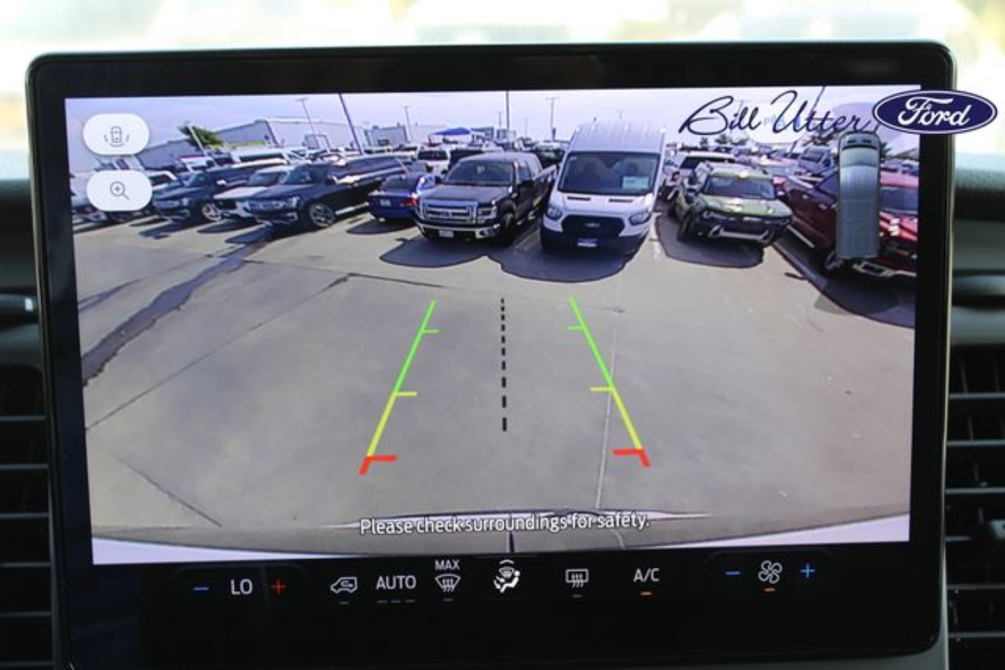 2025 Ford Transit Passenger Van XL - Photo 10
