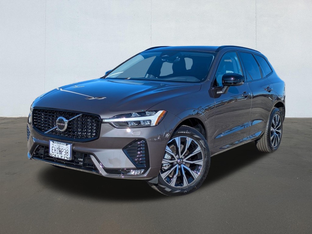 2025 Volvo XC60 B5 Core