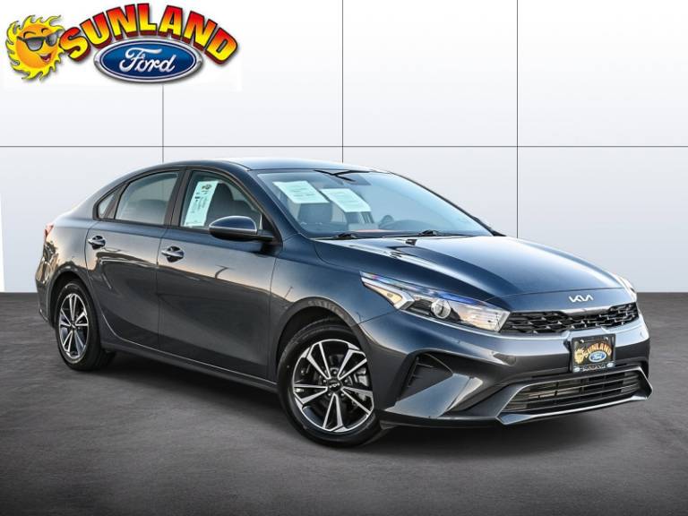 2023 Kia Forte LXS