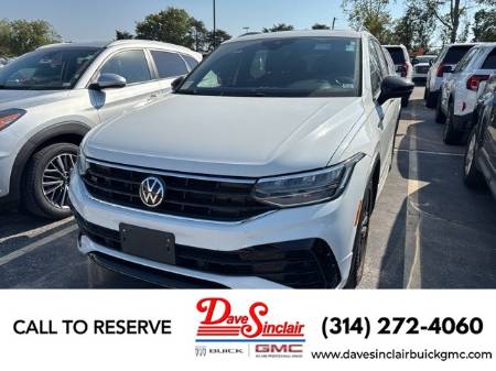2022 Volkswagen Tiguan SE R-Line Black