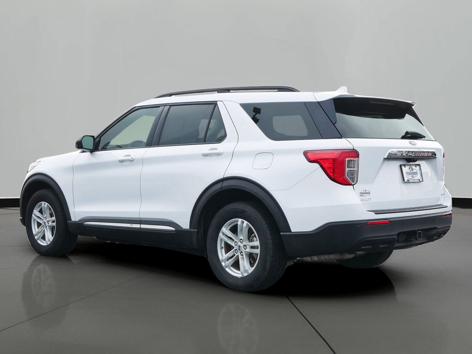 Used 2020 Ford Explorer XLT with VIN 1FMSK8DH7LGC90679 for sale in St. Cloud, Minnesota