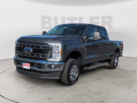 2025 Ford Super Duty F-350 SRW XLT