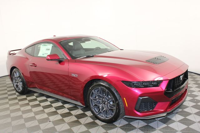 2025 Ford Mustang GT Premium's photo