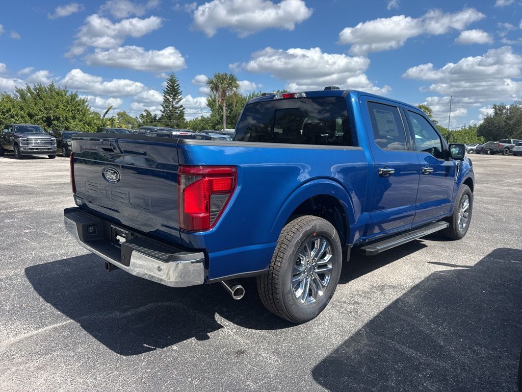 2025 Ford F-150 XLT photo 2