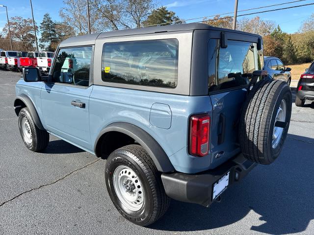 2025 Ford Bronco Base photo 3