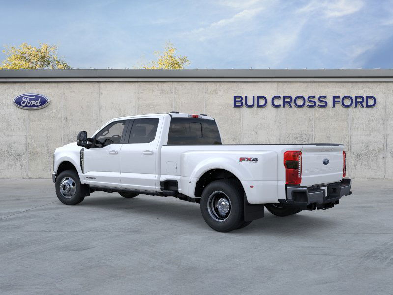 2025 Ford F-350 Lariat photo 4