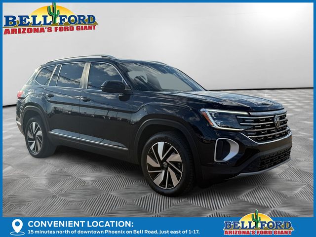 2024 Volkswagen Atlas SEL photo 3