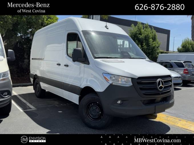2025 Mercedes-Benz Sprinter 2500 Cargo 144 WB