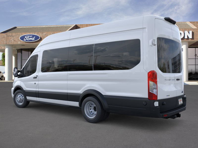 2025 Ford Transit Passenger XLT photo 4