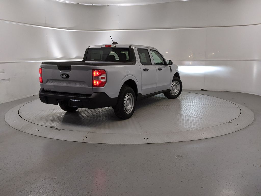 2025 Ford Maverick XL photo 2