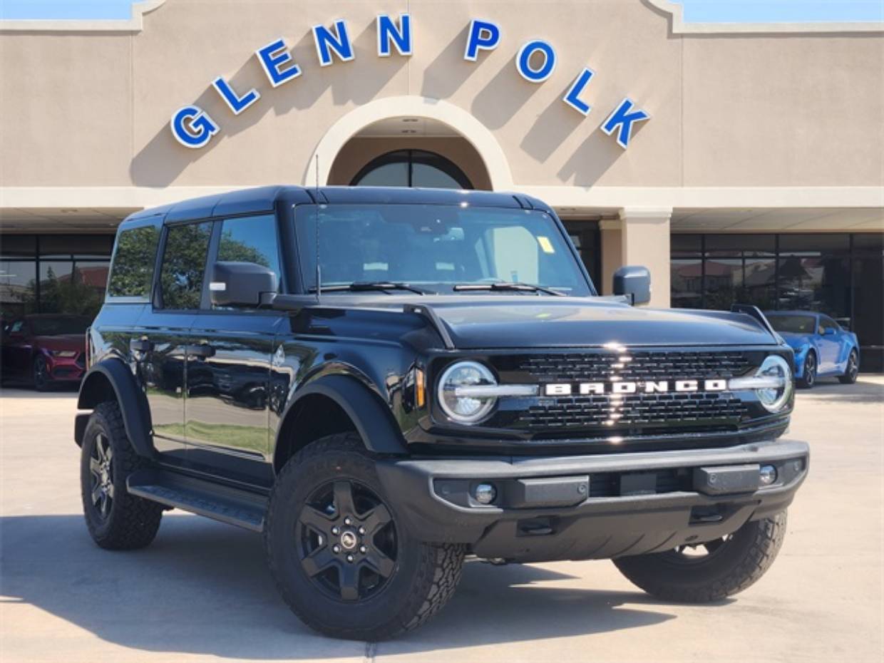 2025 Ford Bronco 4-Door Outer Banks's photo