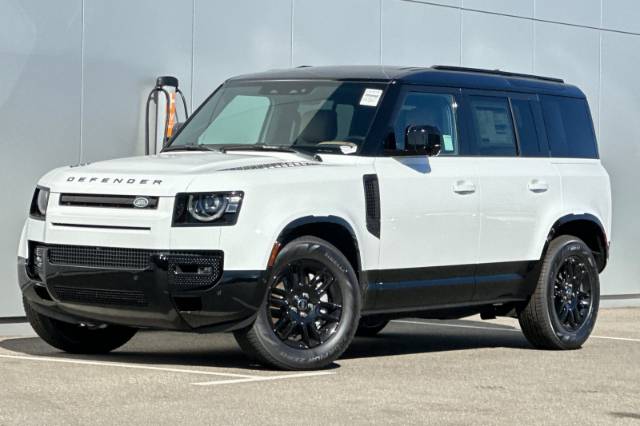 2025 Land Rover Defender 110 X-Dynamic SE