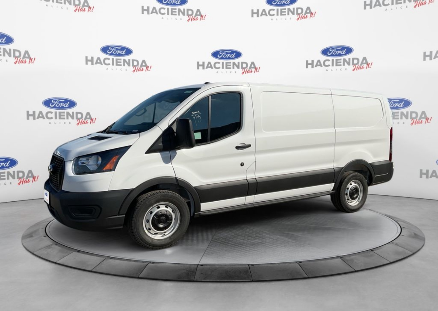 2025 Ford Transit Van Base's photo