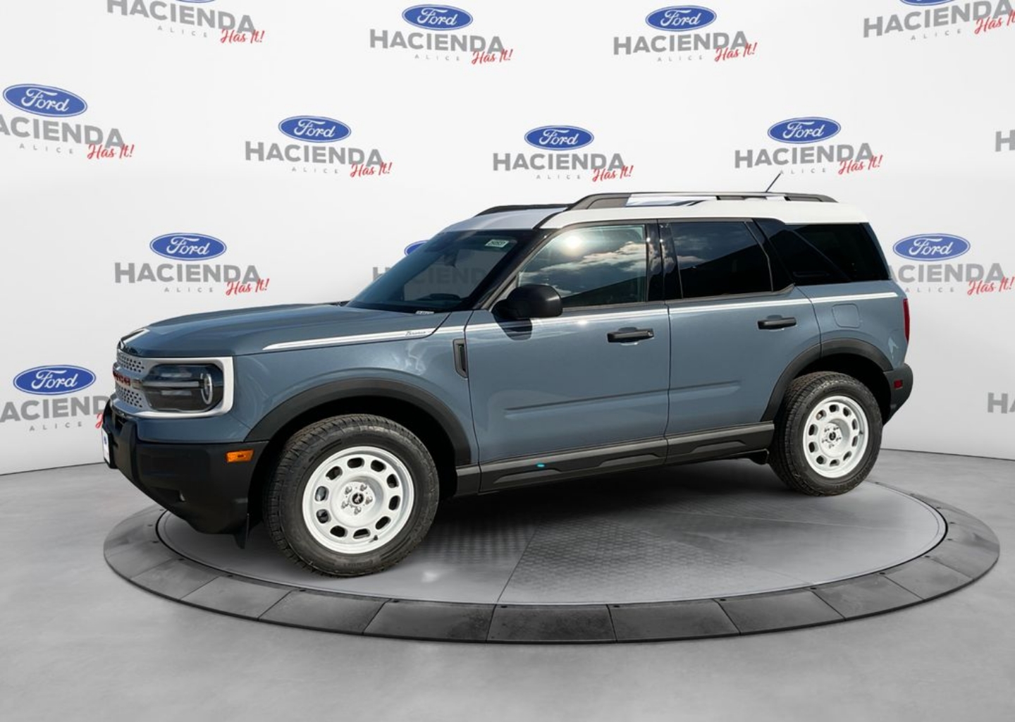 2025 Ford Bronco Sport Heritage's photo