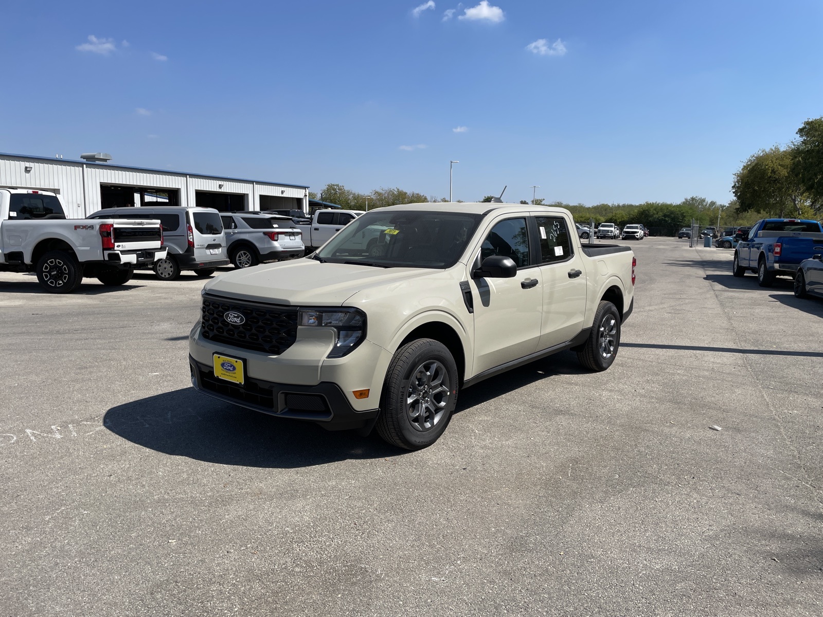 2025 Ford Maverick XLT's photo