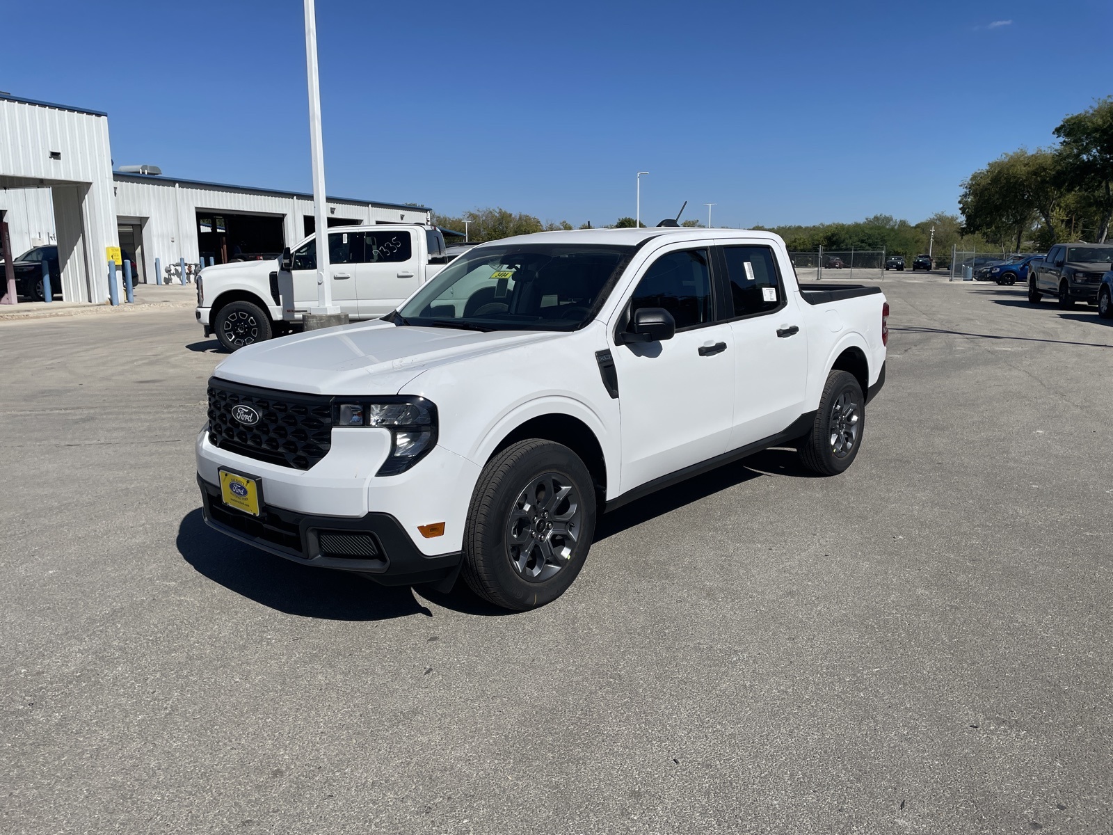 2025 Ford Maverick XLT's photo