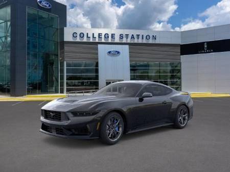 2025 Ford Mustang Dark Horse
