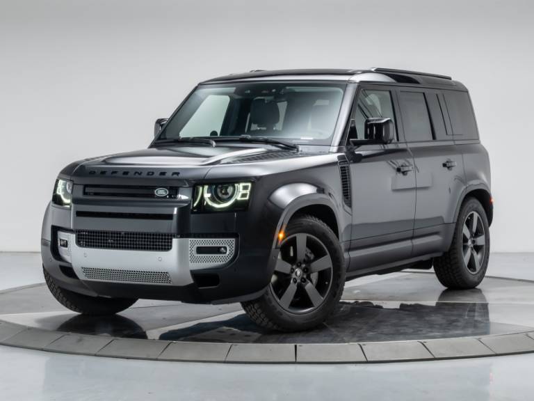 2025 Land Rover Defender 110 P300