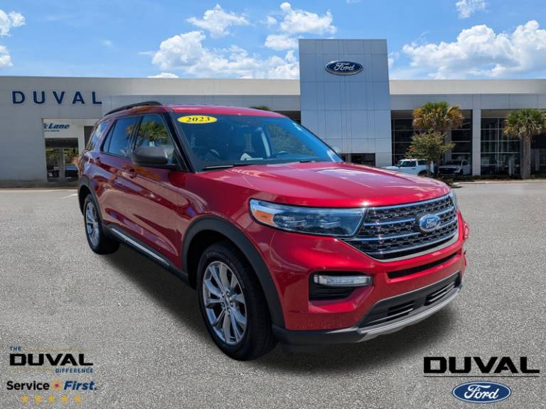 2023 Ford Explorer XLT