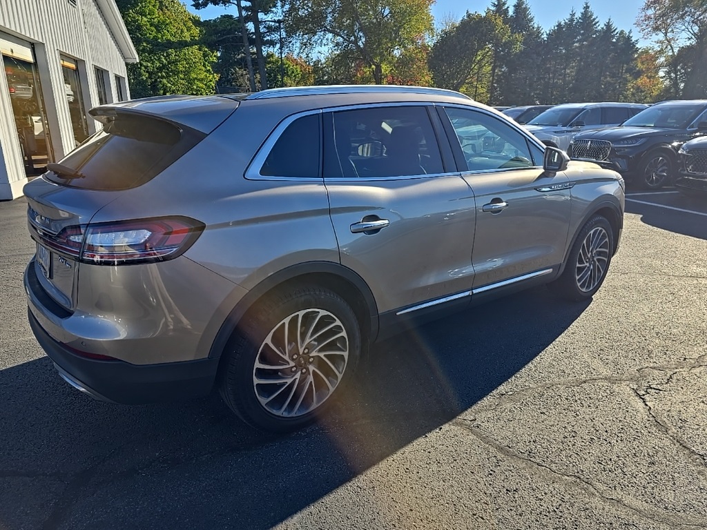 2019 Lincoln Nautilus Reserve photo 4