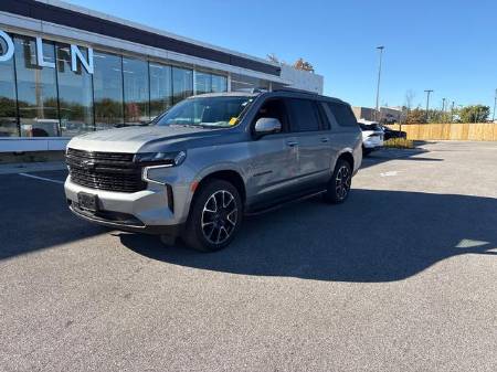 2023 Chevrolet Suburban RST