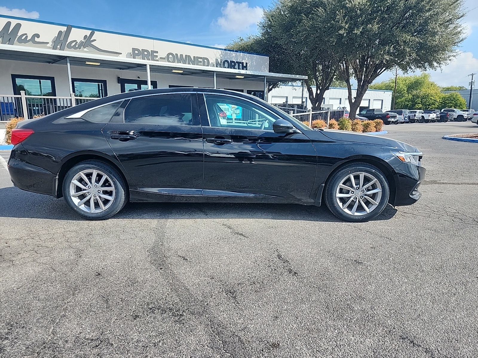 Used 2022 Honda Accord LX with VIN 1HGCV1F15NA065529 for sale in Northfield, Minnesota