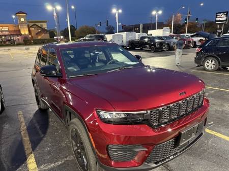 2024 Jeep Grand Cherokee Altitude