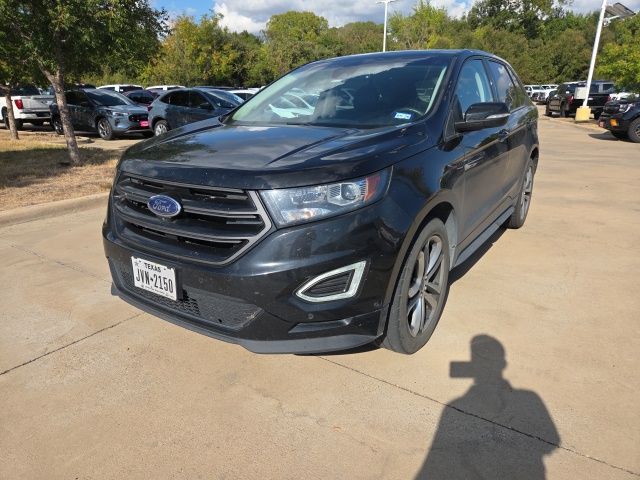 2017 Ford Edge Sport photo 2