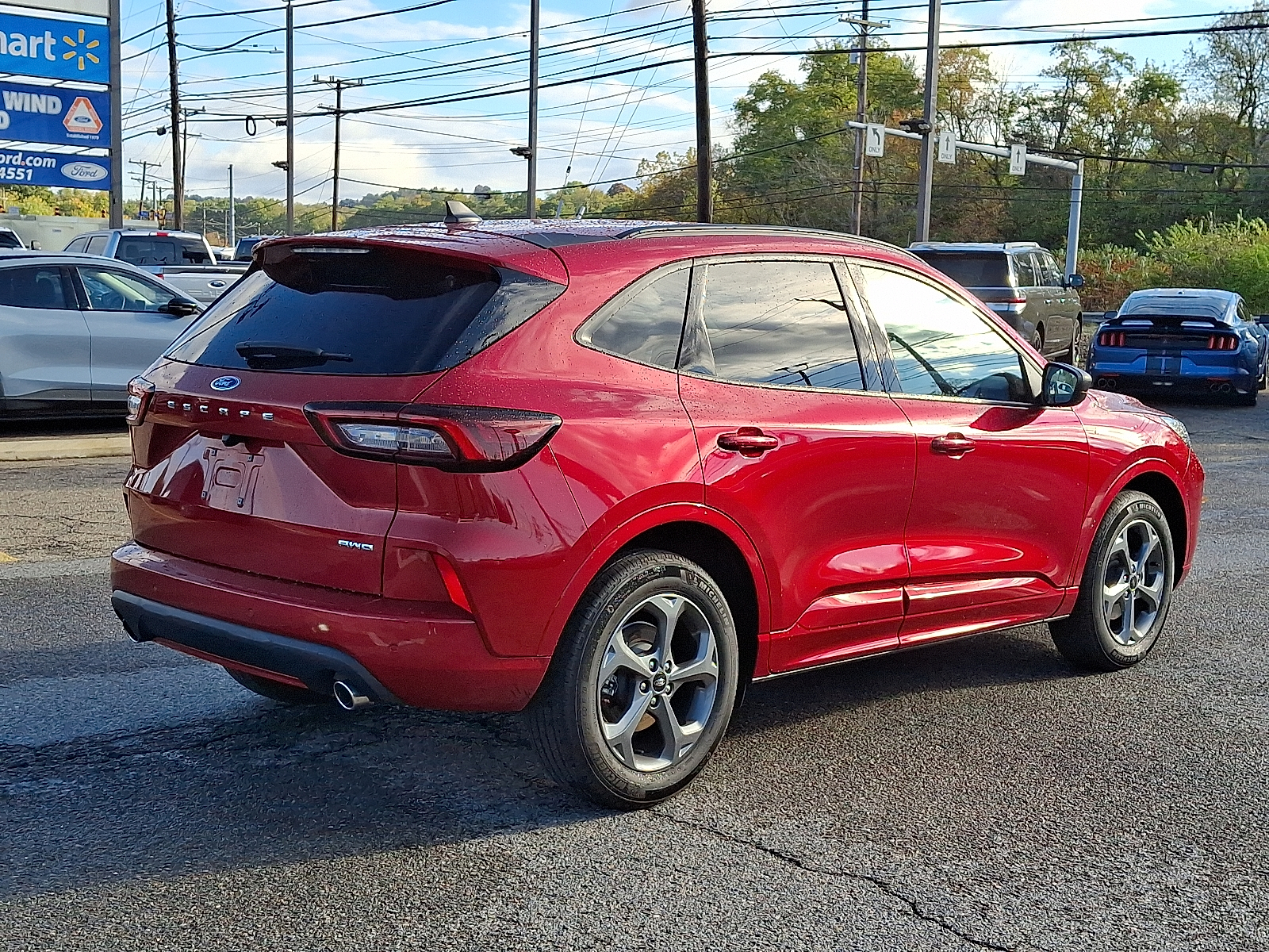 2023 Ford Escape ST-Line photo 4
