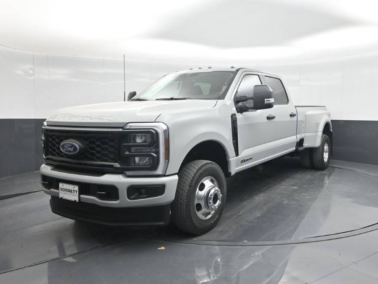 2026 Ford Super Duty F-350 DRW XL