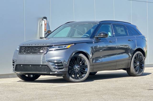 2026 Land Rover Range Rover Velar Dynamic SE