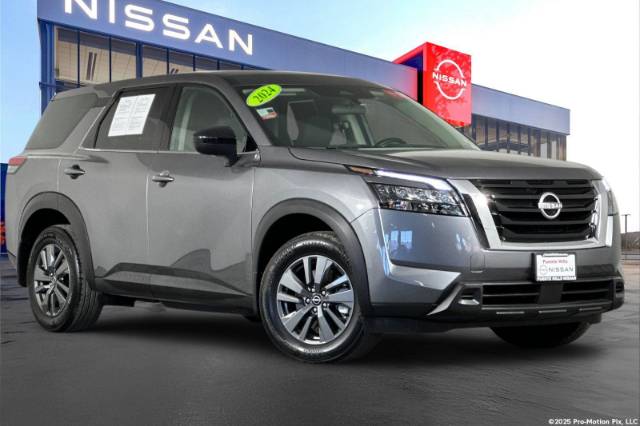 2024 Nissan Pathfinder S