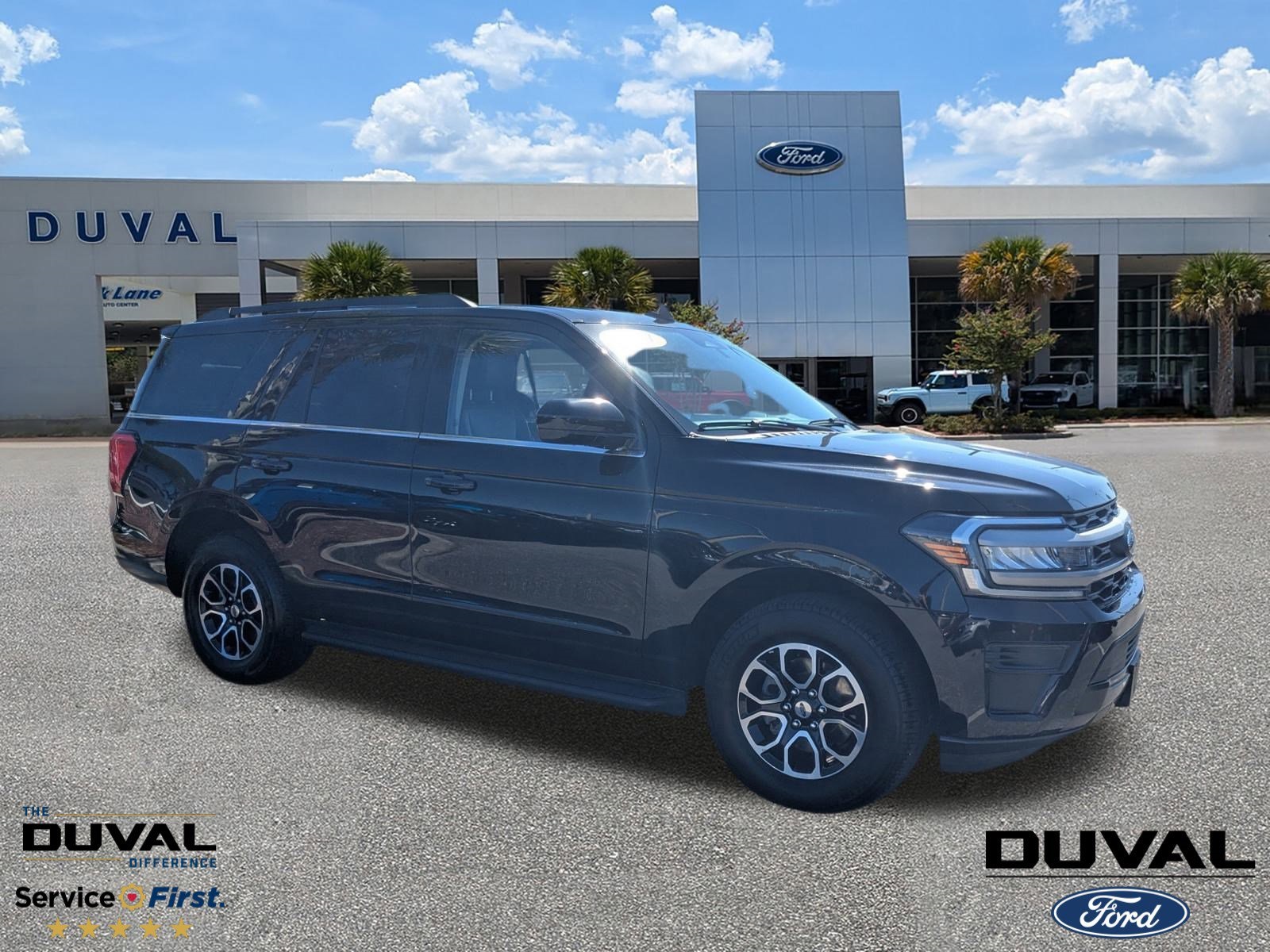 Used 2024 Ford Expedition XLT