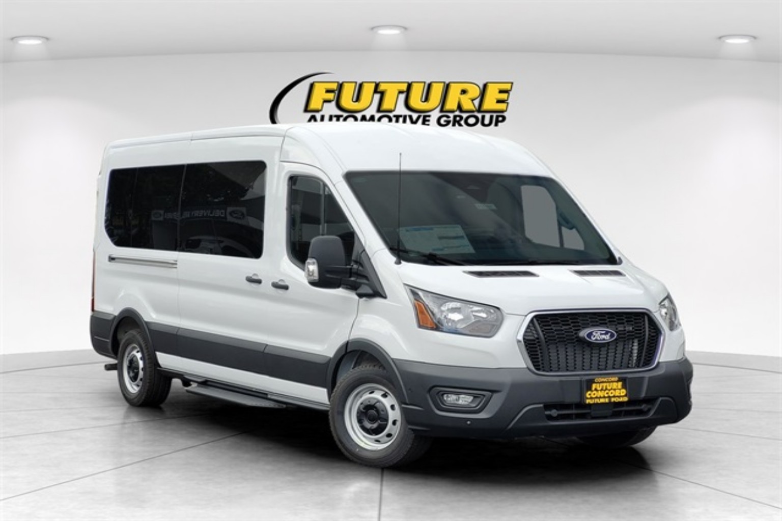 2026 Ford Transit Passenger Van XL's photo